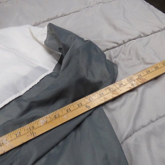 Nike Jacket Womens Small Gray White Full Zip Hooded Jacket Pockets running Runin - Picture 8 of 8